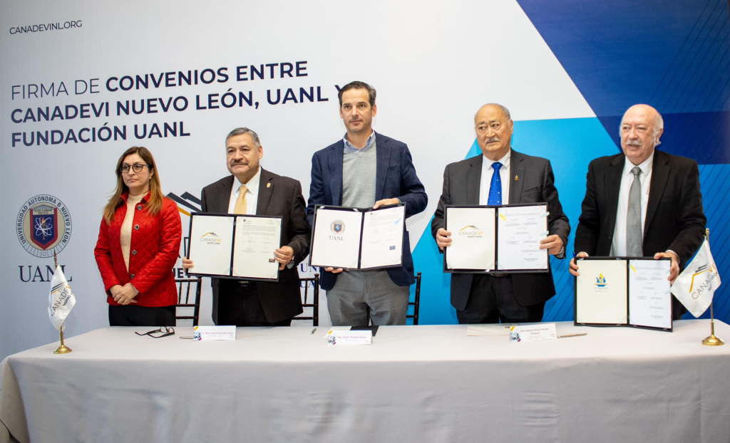 Firma de Convenio UANL y Fundación UANL